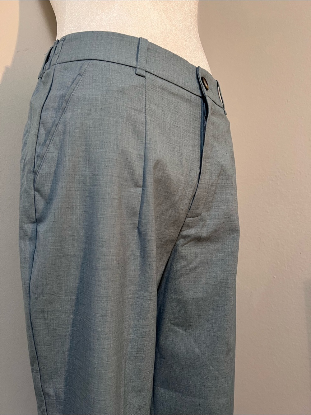 WoMen's Straight Dress Shorts in Slate Blue